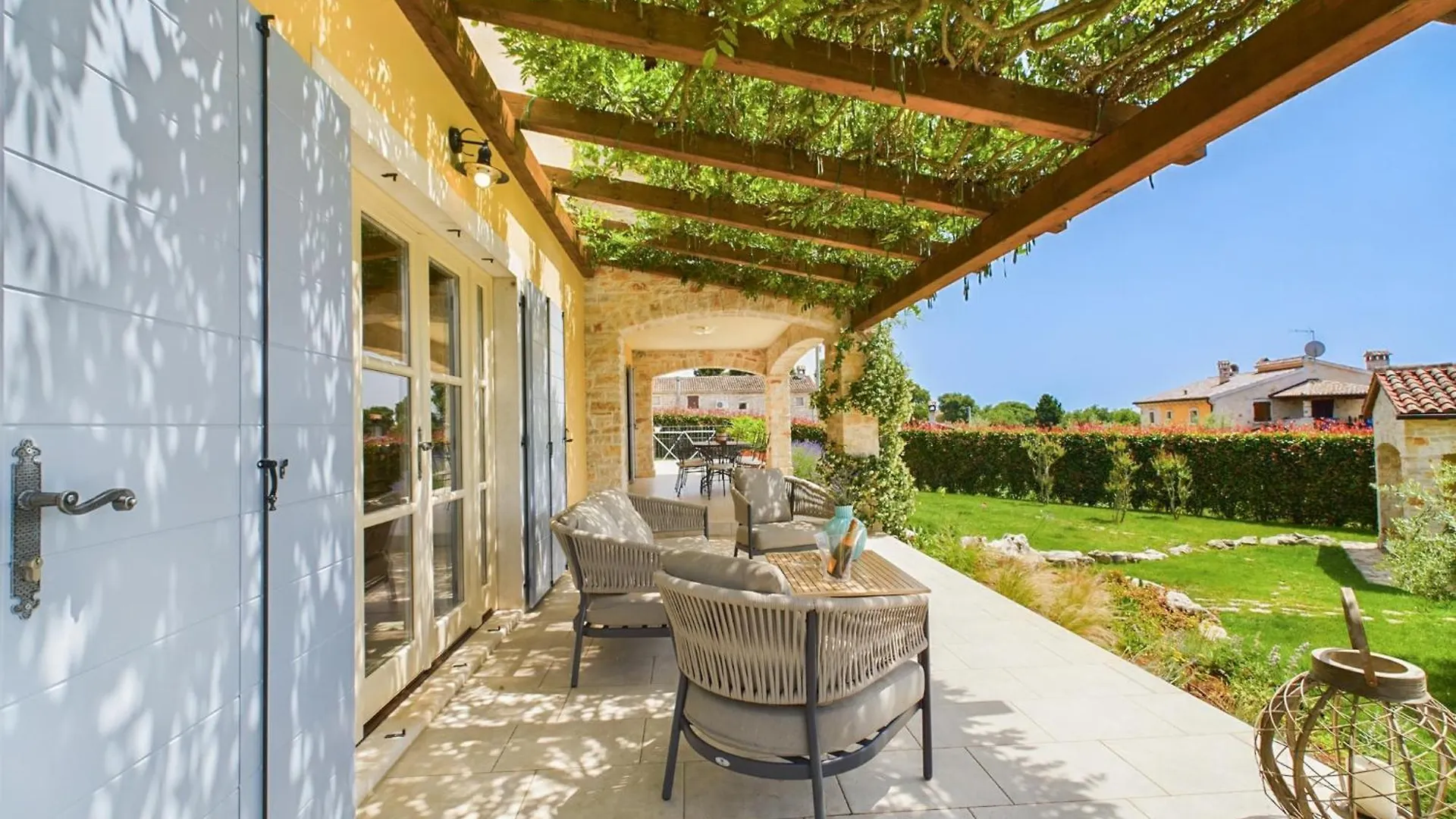 Villa Azzurra Heraki Sveti Lovrec Pazenaticki 0*,  Croatia