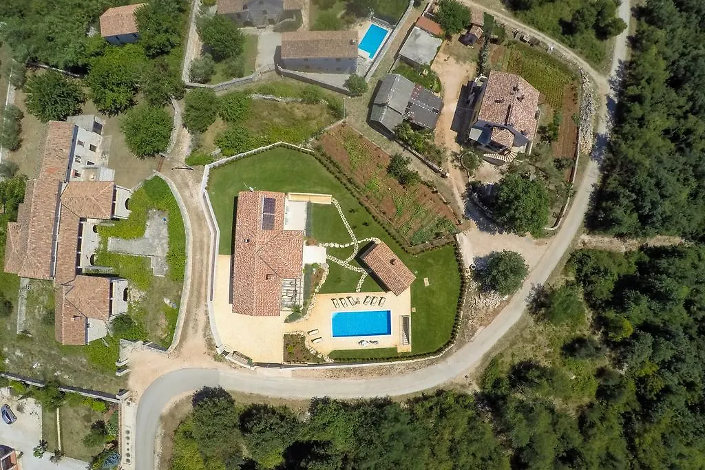 Villa Azzurra Heraki Sveti Lovrec Pazenaticki 0*,